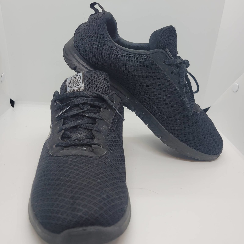 Skechers Women's Work Ghenter-Bronaugh Skid Resistant shoes size 9 black